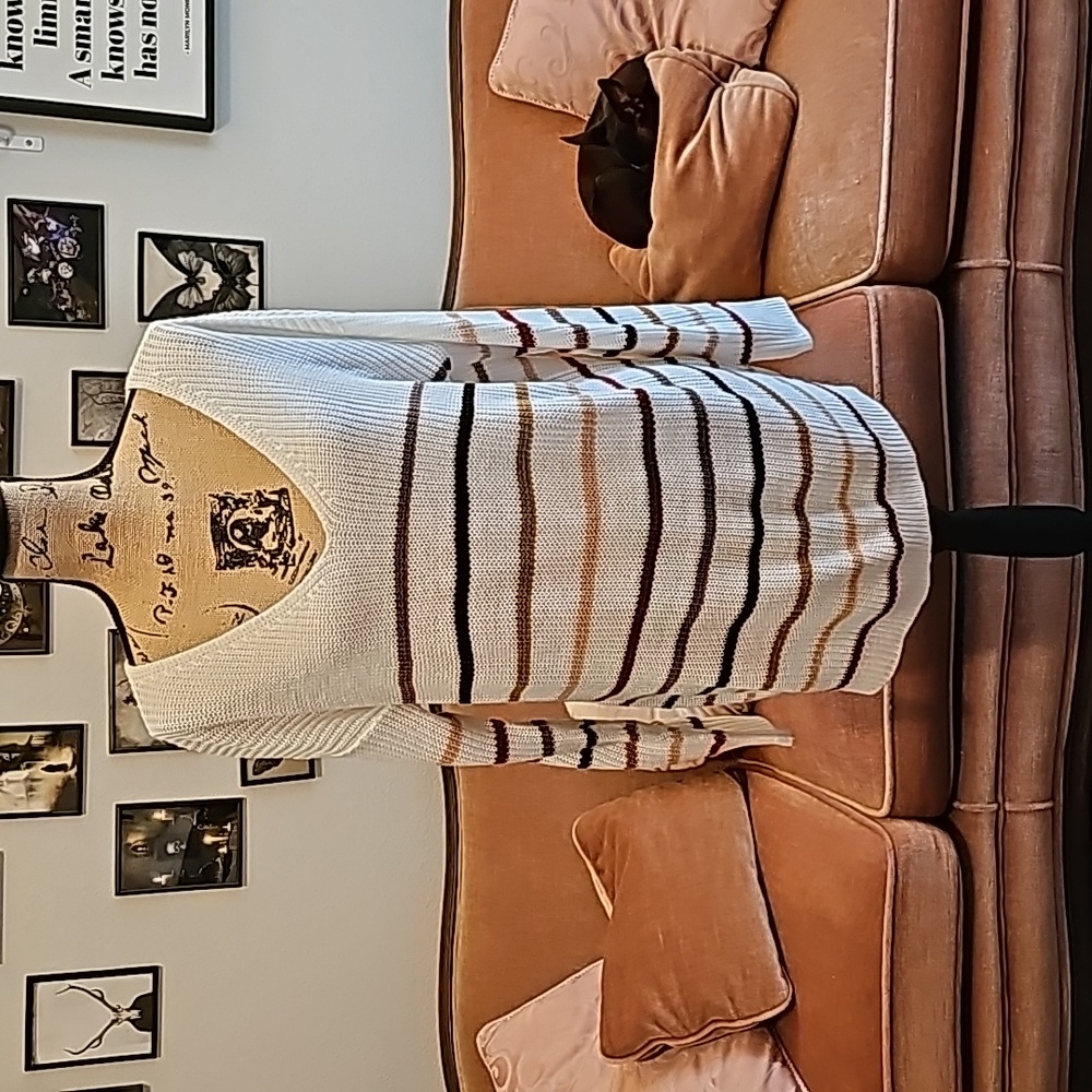 Lightweight White-Brown-Black-Tan-Brick Striped Sweater